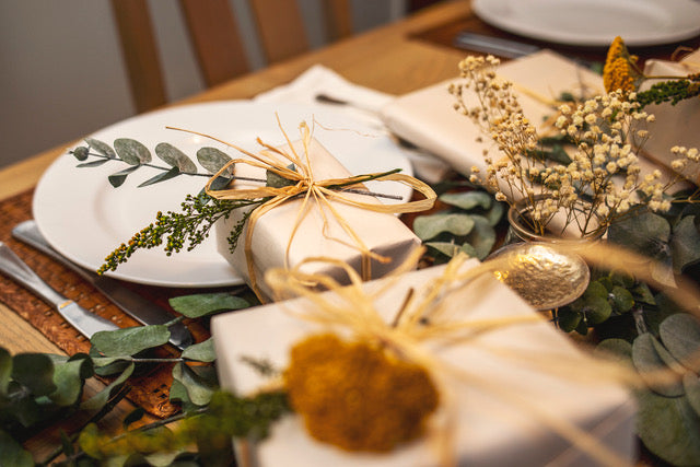 Christmas Table Floral Decoration Ideas
