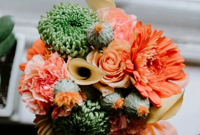 What Flowers Should You Include in Your Bespoke Flower Arrangements to Brighten Up Your Home?