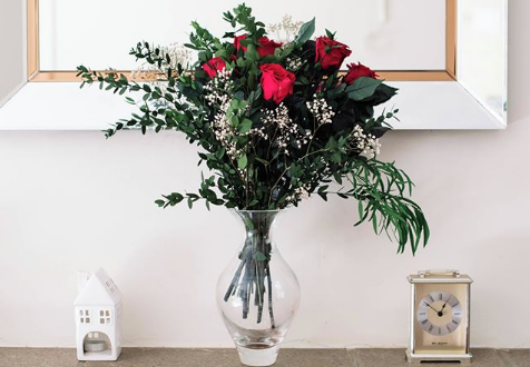 How to Make Your Own Flower Arrangement