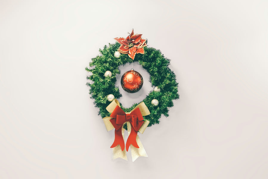 How to Make a Christmas Wreath