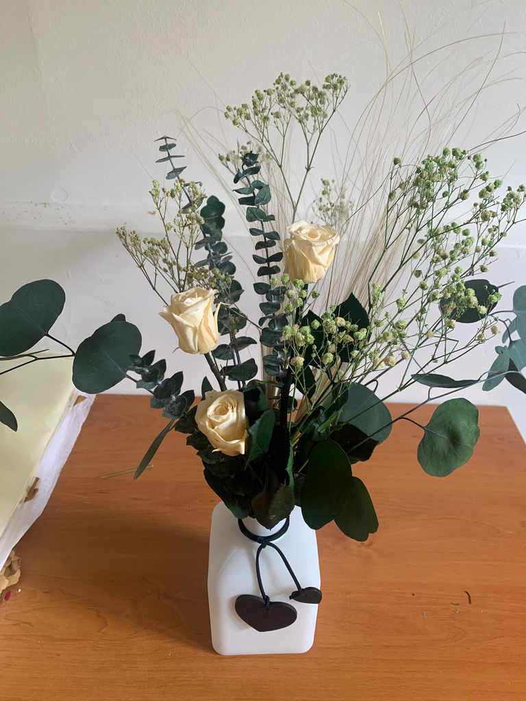 White vase with Mini Cream Magic Roses Magic Flower Company